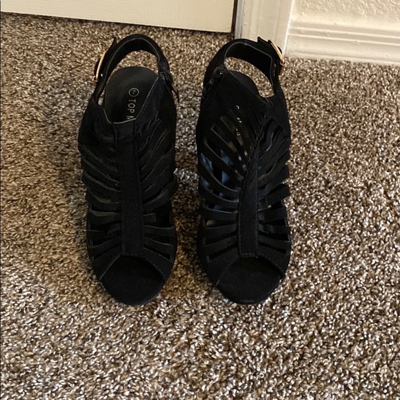 High heels - Picture 2 of 3